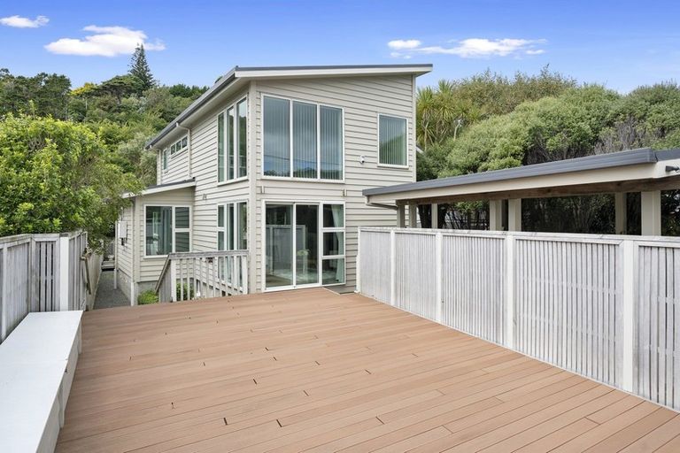 Photo of property in 9 Duncan Street, Tawa, Wellington, 5028