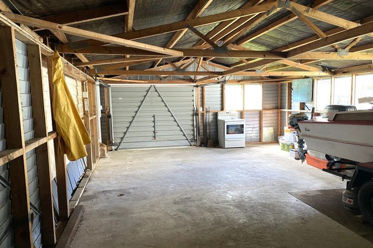 Photo of property in 6 Tatahi Street, Te Puru, Thames, 3575