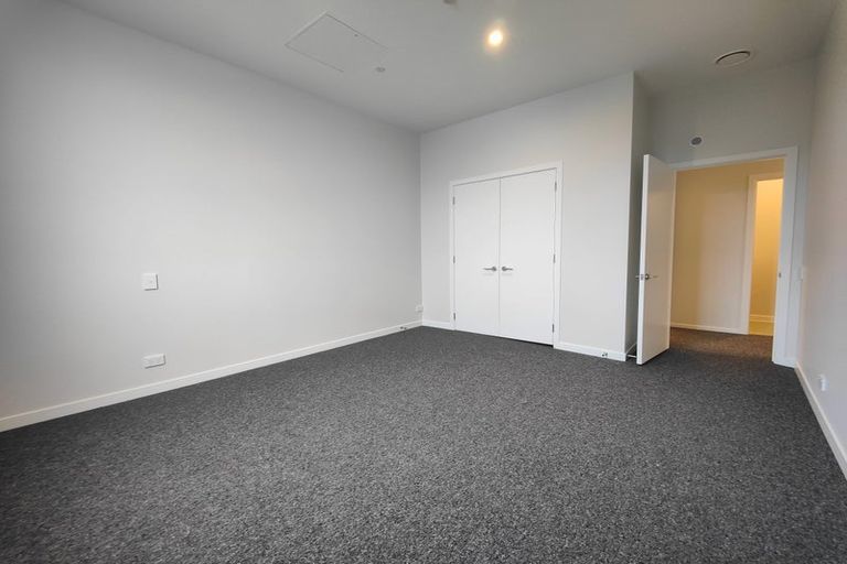 Photo of property in 1 Milne Terrace, Island Bay, Wellington, 6023