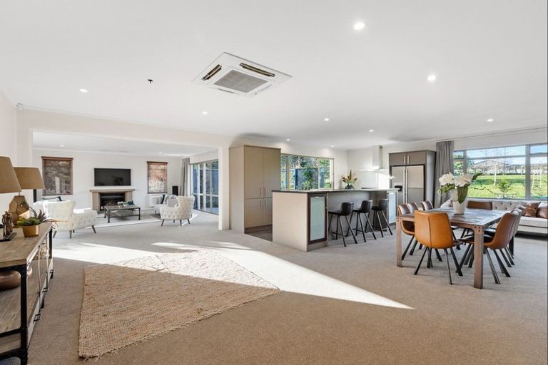 Photo of property in 457 Waitoki Road, Wainui, Silverdale, 0994