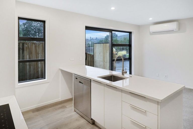 Photo of property in 1/92 Oxford Terrace, Epuni, Lower Hutt, 5011