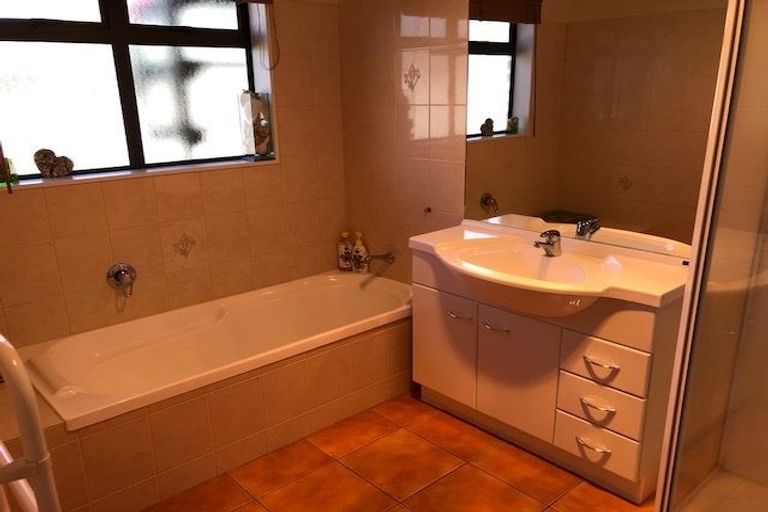 Photo of property in 58 Callum Brae Drive, Rototuna, Hamilton, 3210