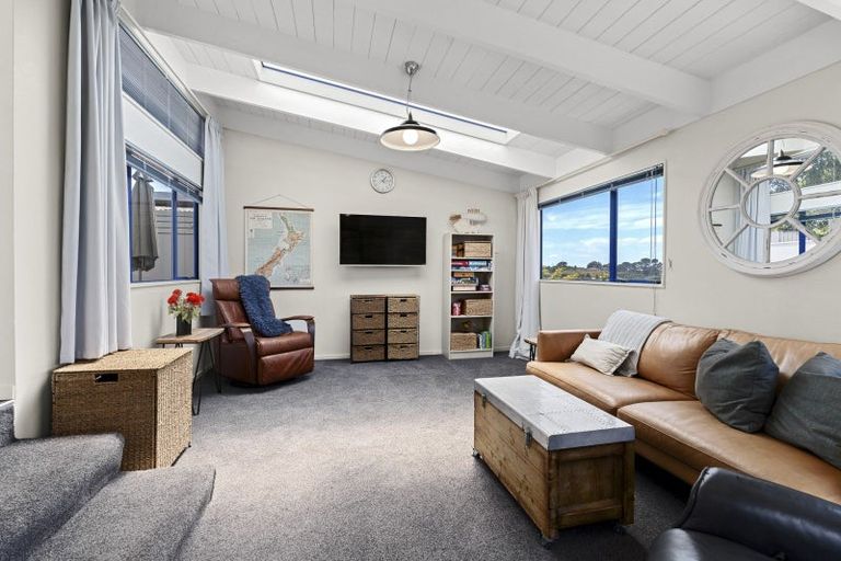 Photo of property in 7 Butlers Lane, Oakura, 4314