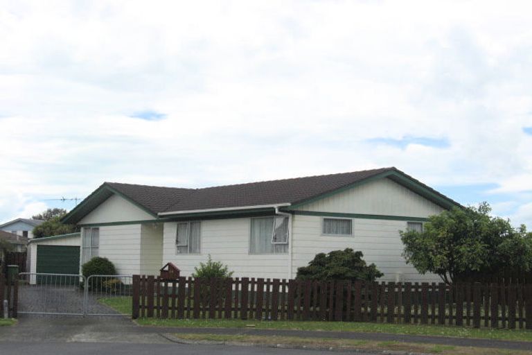 Photo of property in 22 Neems Place, Manurewa, Auckland, 2102