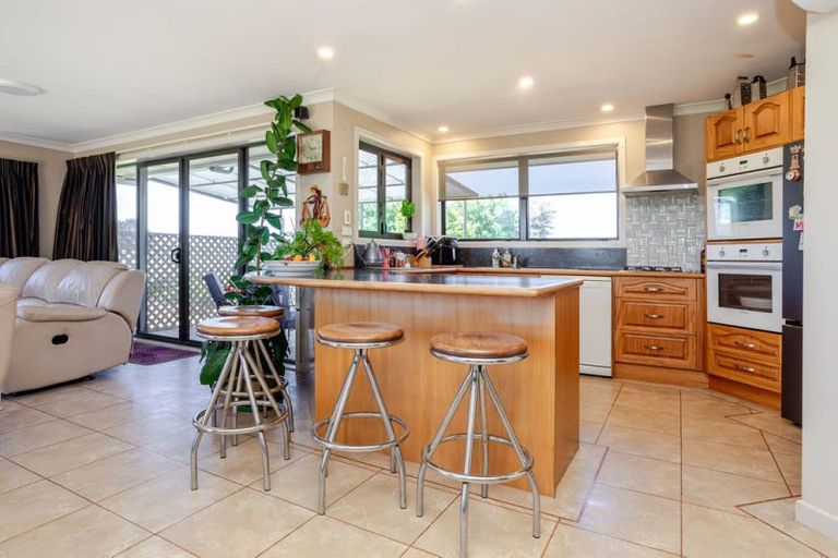 Photo of property in 152 Aerodrome Road, Dannevirke, 4972