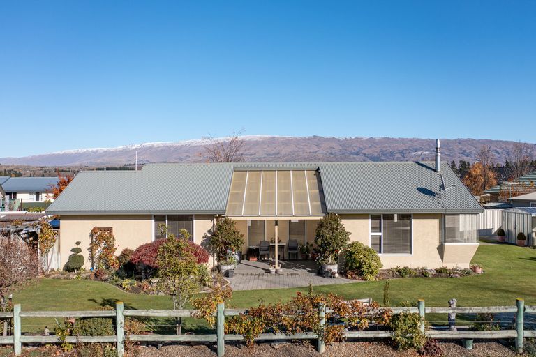 Photo of property in 3 Boundary Road, Alexandra, 9320