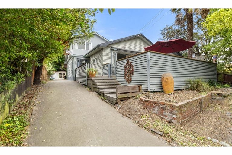 Photo of property in 18 Birdwood Avenue, Beckenham, Christchurch, 8023