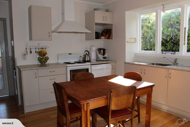 Photo of property in 6 Wittys Road, Avonhead, Christchurch, 8042