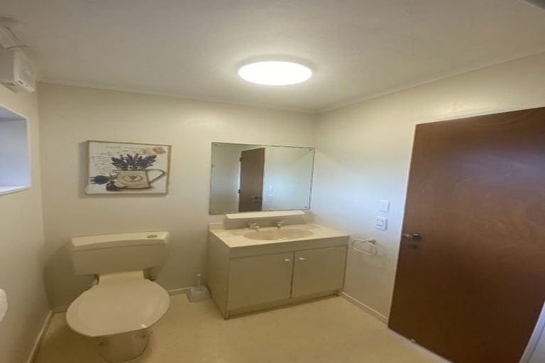 Photo of property in 85b Oxford Street, Tawa, Wellington, 5028