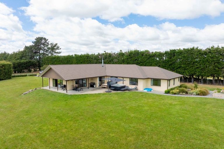 Photo of property in 106 Davis Road, Cust, Rangiora, 7471