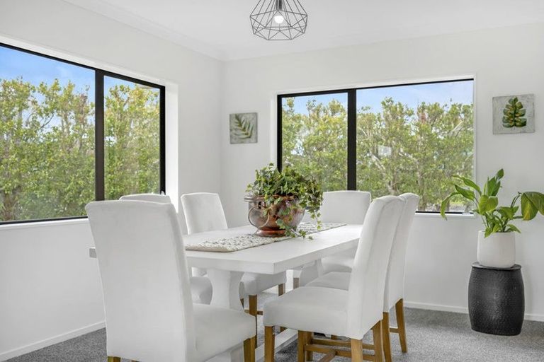 Photo of property in 13 Malahide Drive, Flat Bush, Auckland, 2019