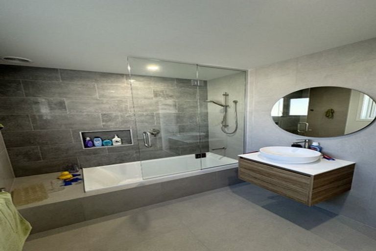 Photo of property in 43 Wai-iti Terrace, Burnside, Christchurch, 8052