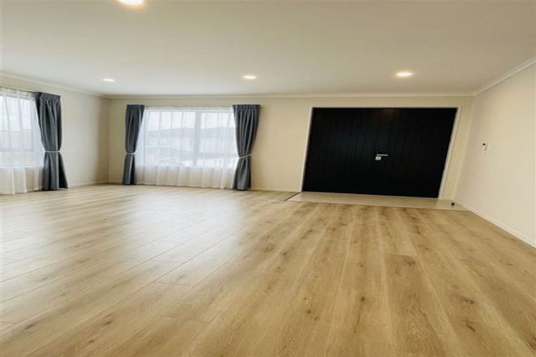 Photo of property in 28 Lime Hill Rise, Flat Bush, Auckland, 2019