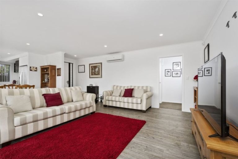 Photo of property in 6 Huanui Close, Papamoa Beach, Papamoa, 3118