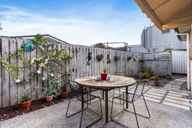 Photo of property in 56a Florence Avenue, Orewa, 0931