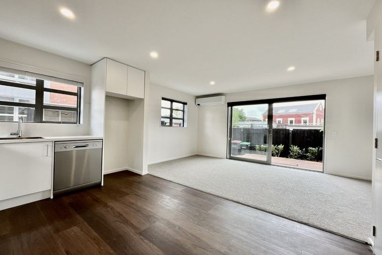 Photo of property in 9/95 Olliviers Road, Phillipstown, Christchurch, 8011