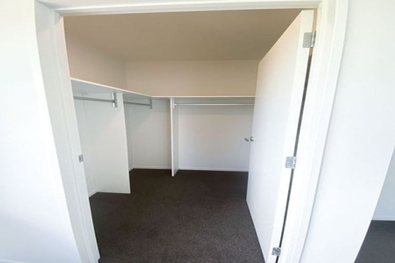 Photo of property in 30 Matawhanga Drive, Wattle Downs, Auckland, 2103