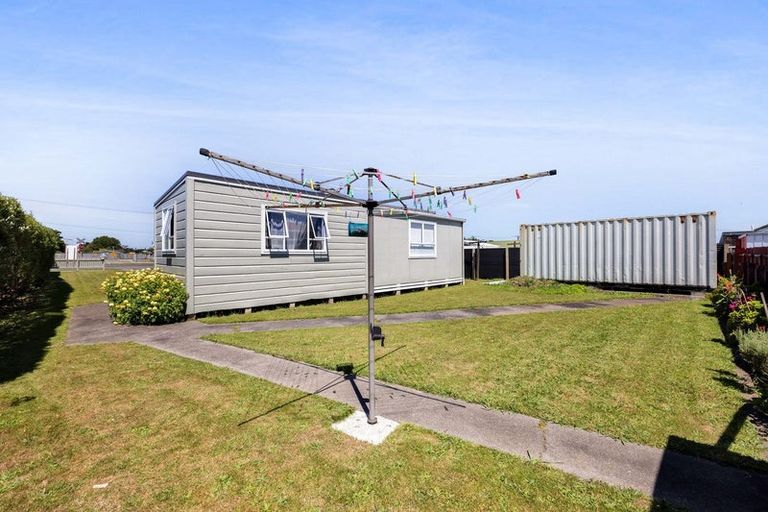 Photo of property in 433 Waihi Road, Normanby, Hawera, 4614