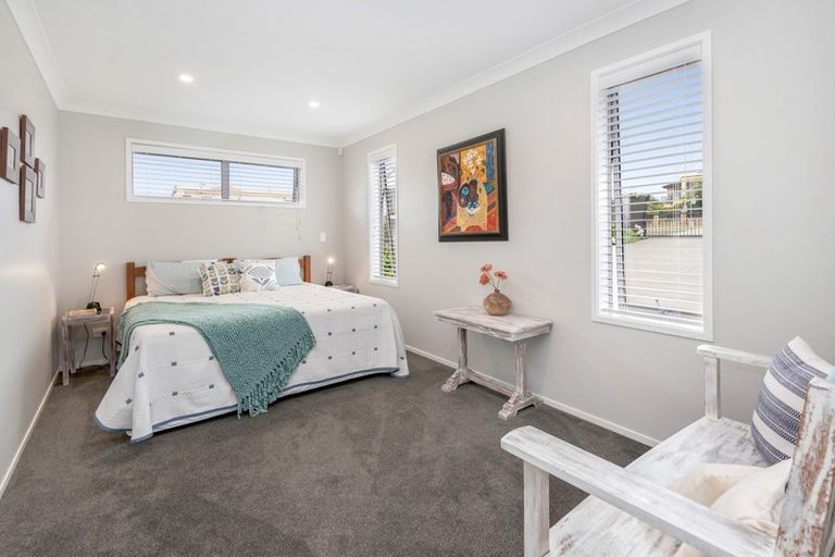 Photo of property in 43 Torkar Road, Clarks Beach, 2122