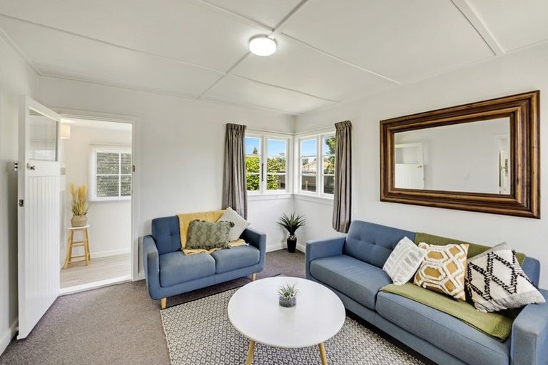 Photo of property in 16a Kirk Street, Otaki, 5512