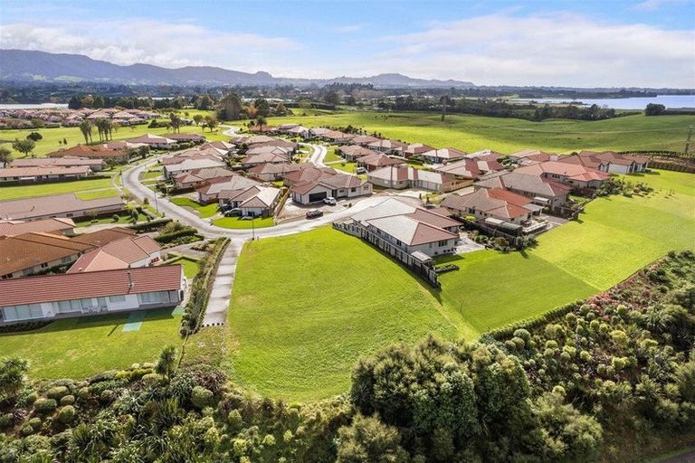 Photo of property in 60 Ballantyne Way, Aongatete, 3178