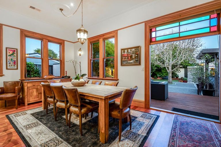 Photo of property in 104 Richmond Street, Petone, Lower Hutt, 5012