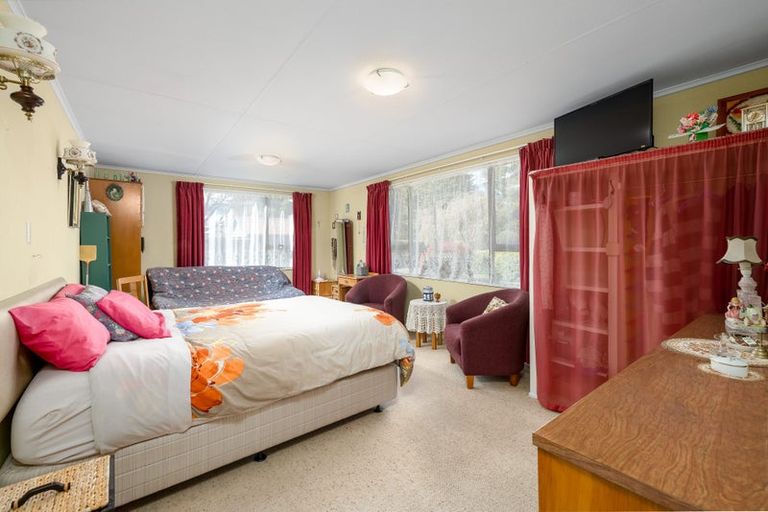 Photo of property in 28-30 Edward Street, Waimate, 7924