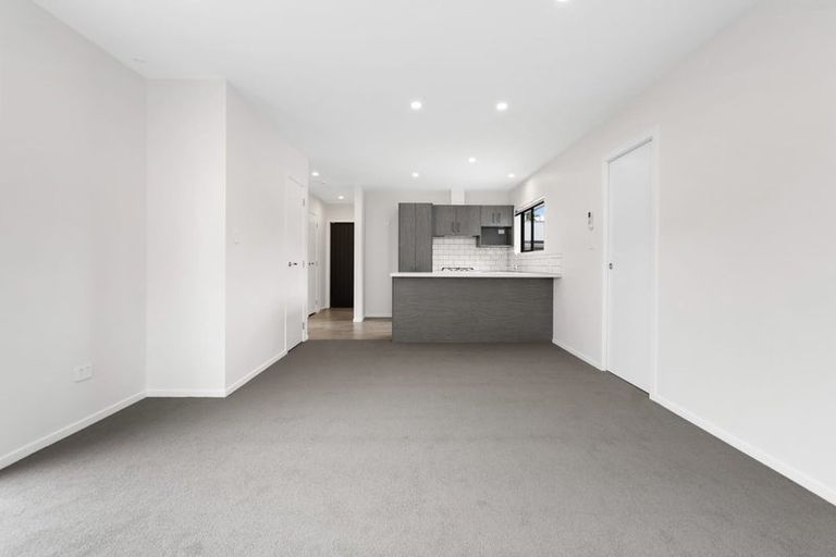 Photo of property in 2/74 Claude Street, Fairfield, Hamilton, 3214