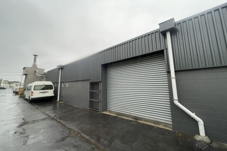 Photo of property in 11b Huia Road, Titirangi, Auckland, 0604