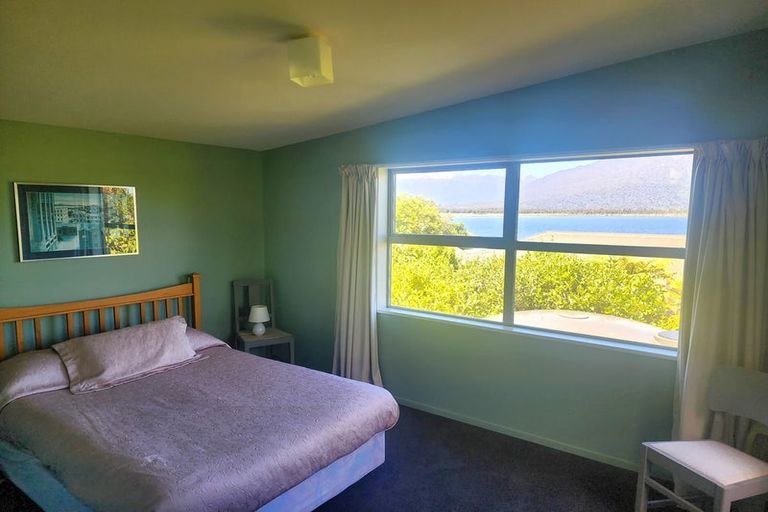 Photo of property in 44 Koe Street, Moana, 7872