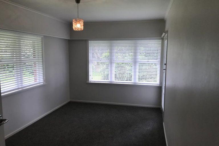 Photo of property in 472 Paremoremo Road, Paremoremo, Auckland, 0632