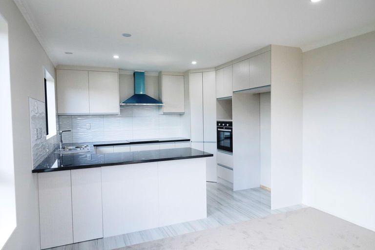 Photo of property in 11a Oxford Road, Manurewa, Auckland, 2102