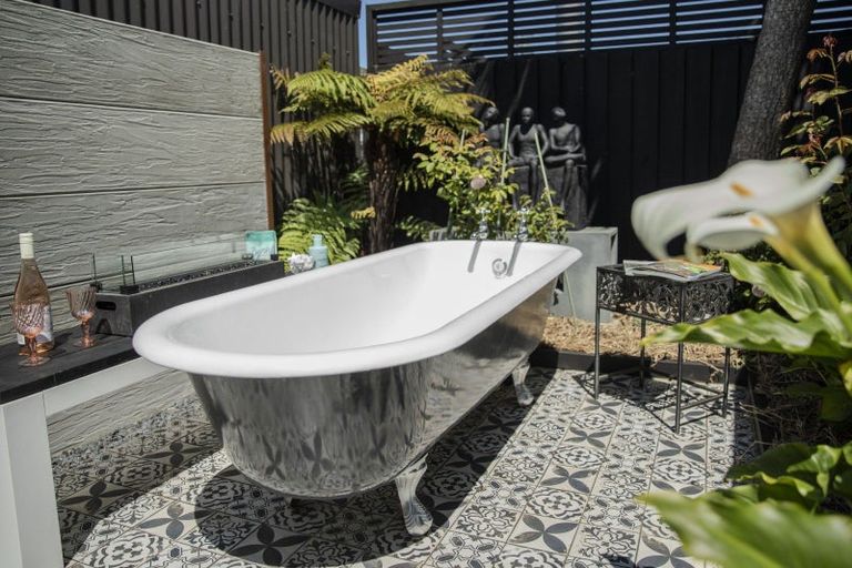 Photo of property in 26 Cambridge Street, Kensington, Timaru, 7910