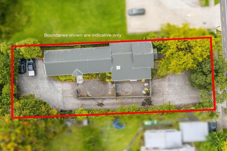 Photo of property in 84 Amohia Street, Paraparaumu, 5032
