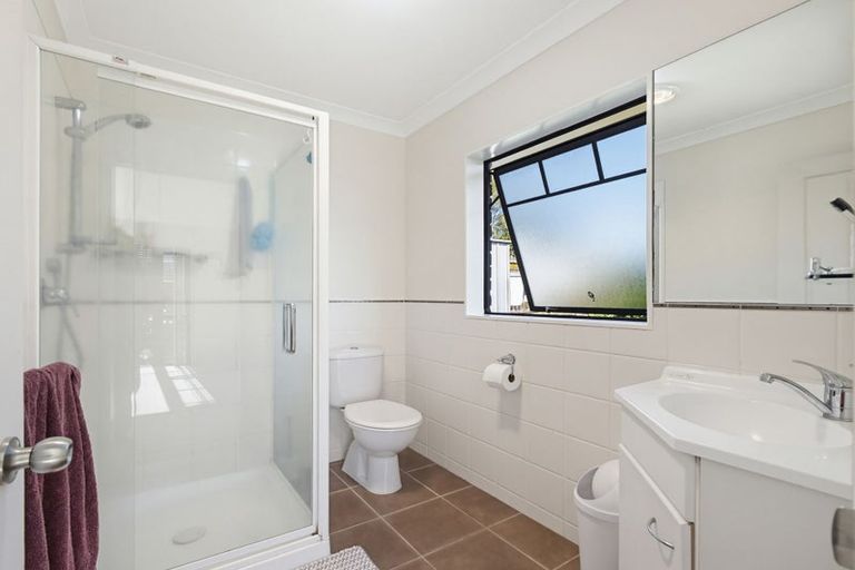 Photo of property in 3 Norm Pellow Drive, Manurewa, Auckland, 2105