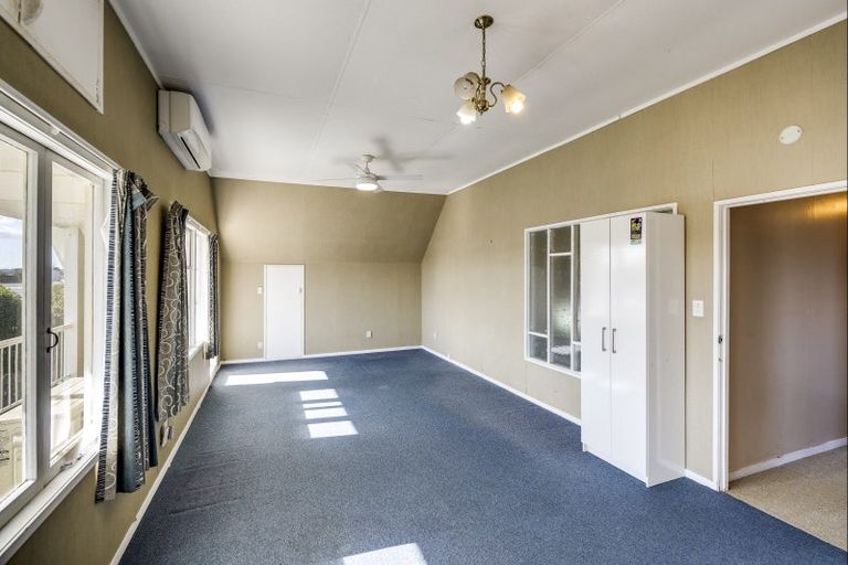 Photo of property in 16a Rata Street, Taradale, Napier, 4112