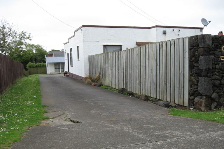 Photo of property in 32 Walmsley Road, Mangere, Auckland, 2022