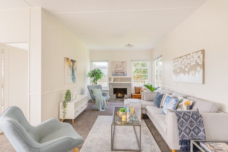 Photo of property in 14 Manly Street, Paraparaumu Beach, Paraparaumu, 5032