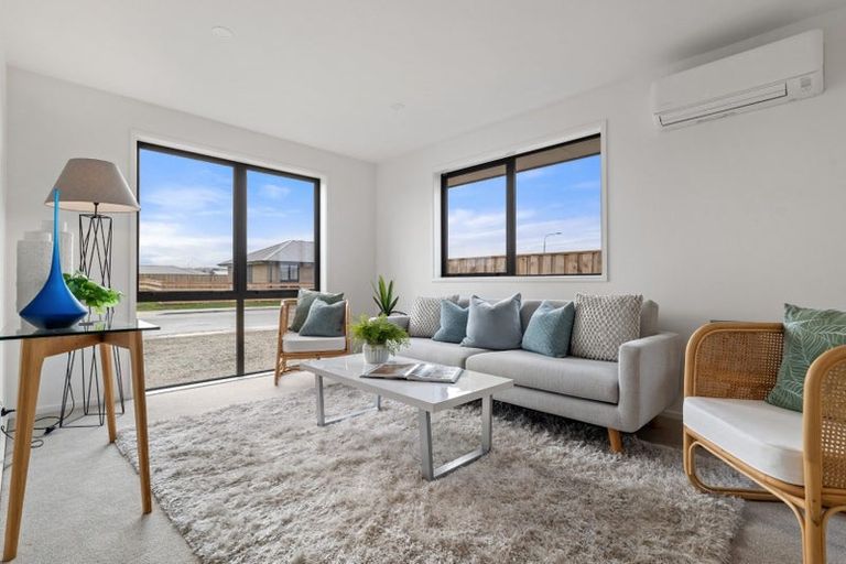 Photo of property in 27 Stackwood Avenue, Woodend, 7691