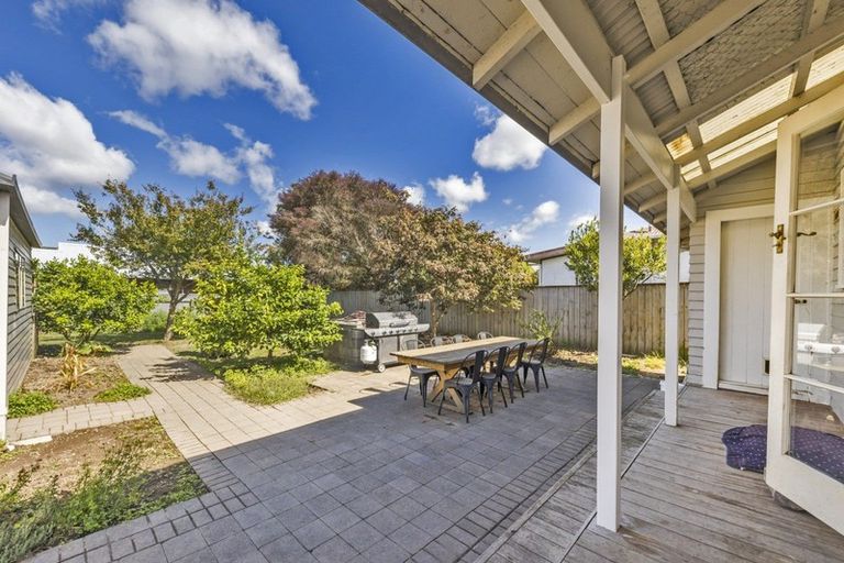 Photo of property in 26 Burns Avenue, Takaro, Palmerston North, 4412