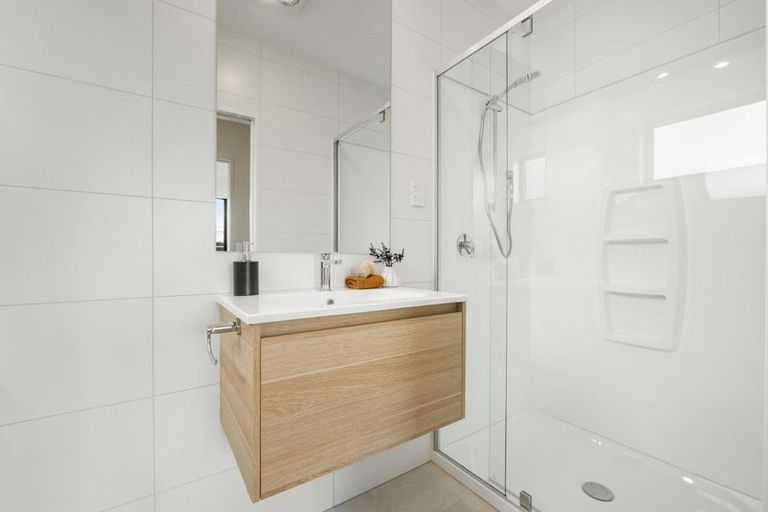 Photo of property in 13 Karamu Street, Flat Bush, 2019