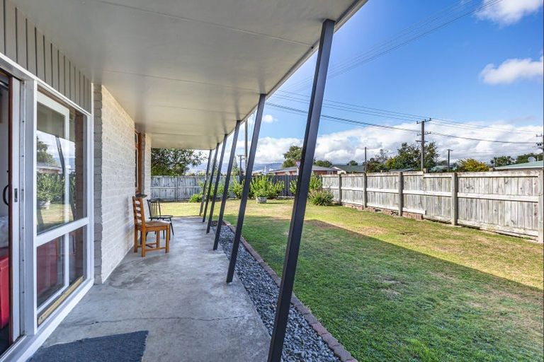 Photo of property in 27 Weraroa Road, Levin, 5510