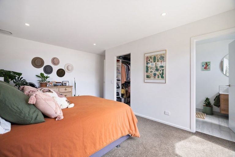 Photo of property in 12 Howden Drive, Jacks Point, 9371