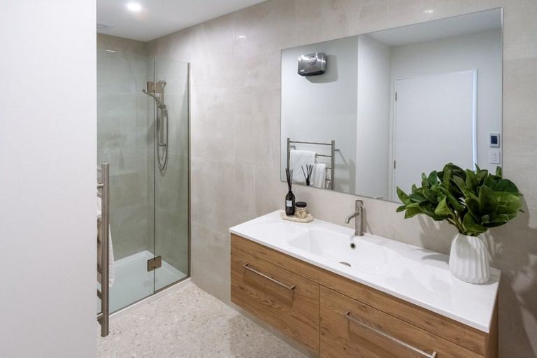 Photo of property in 3/133 Blighs Road, Strowan, Christchurch, 8052