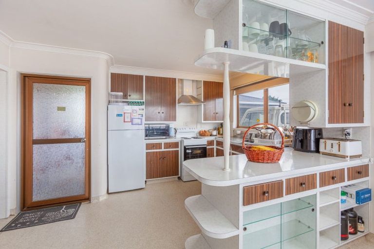 Photo of property in 3 Nicholson Street, Mayfair, Hastings, 4122