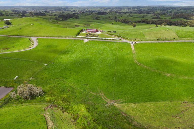 Photo of property in 137 Lincoln Road, Inglewood, 4389