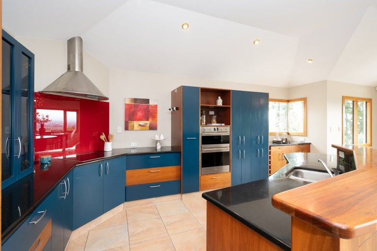 Photo of property in 6 Hikanui Place, Havelock North, 4130