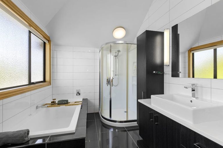 Photo of property in 3 Colin Grove, Hutt Central, Lower Hutt, 5010