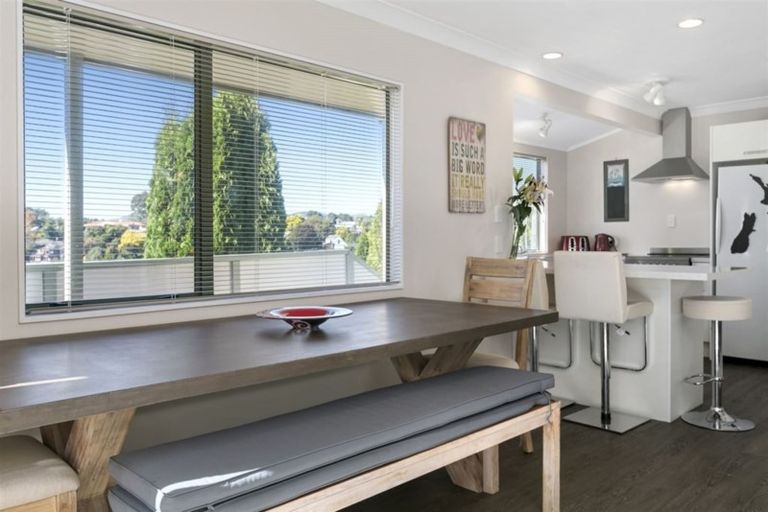 Photo of property in 10a Lawson Place, Hairini, Tauranga, 3112