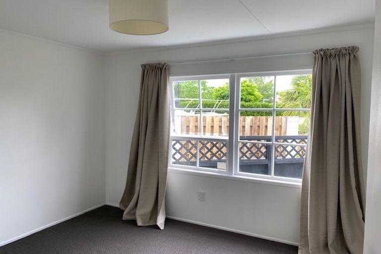 Photo of property in 9 Breadalbane Road, Havelock North, 4130